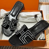 فلات هيرمز ايطالي أسود