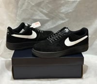 حذاء نايك ايرفورس