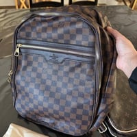 حقيبه ظهر لويس فيتون