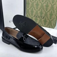 حذاء قوتشي رسمي