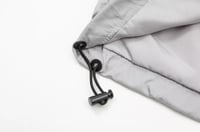 جاكيت برادا رمادي