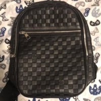 حقيبه ظهر لويس فيتون