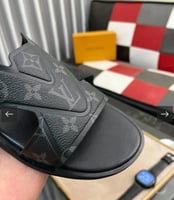 سليبر لويس فيتون