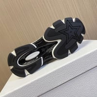 حذاء ديور رياضي