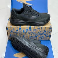 حذاء بروكس رياضي رجالي