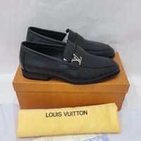 حذاء لويس فيتون رسمي