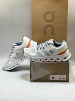 حذاء اون راننق فيتنامي