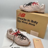 حذاء ميو ميو مع نيوبالانس