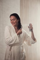 بخاخ شعر للحماية و الترطيب كلارا 100مل - Clara Lea...