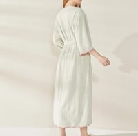 روب استحمام انيق فستقي من ريفي - Elegant pistachio...