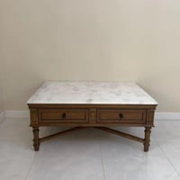 طاولة قهوة ماربل إليجانس