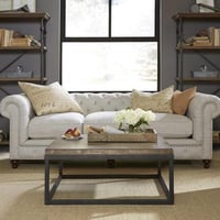 كنبة ثلاثة أشخاص شانيل