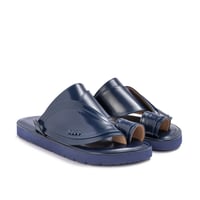 حذاء شرقي كحلي سادة