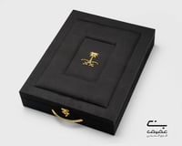 مشلح الفخامة رمادي ذهبي