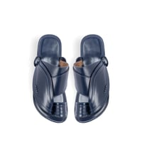 حذاء شرقي كحلي سادة