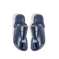 حذاء شرقي كحلي نقشة الثعبان