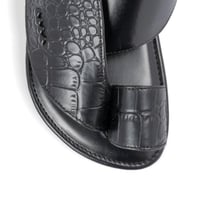 حذاء شرقي أسود نقشة التمساح