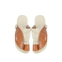 حذاء شرقي جملي نقشة التمساح