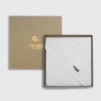 شماغ قولدن كلاسيك أبيض W10 ختم أسود