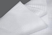 شماغ اس تي ديبون أبيض 2026