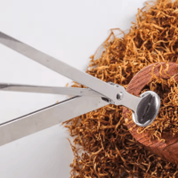 اداة لكبس وتنظيف تبغ الغليون