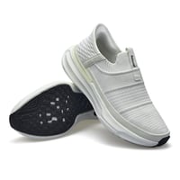 حذاء رياضي رجالي من باتونيا - ابيض