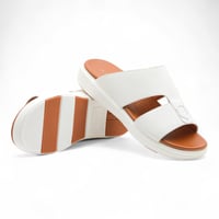 حذاء خليجي من باتونيا - ابيض