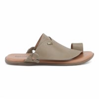 حذاء شرقي من باتونيا