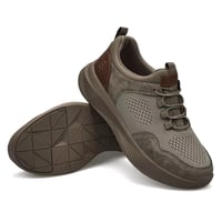 حذاء رياضي كاجوال من باتونيا - بيج