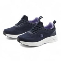 حذاء نسائي رياضي من باتونيا