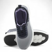 حذاء نسائي رياضي من باتونيا