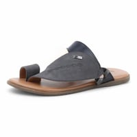 حذاء شرقي من باتونيا