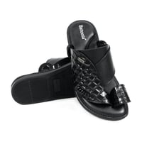 حذاء رجالي شرقي من باتونيا - اسود