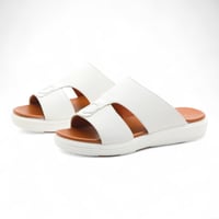 حذاء خليجي من باتونيا - ابيض