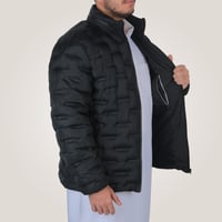 جاكيت رجالي بغطاء للرأس من باتونيا - اسود