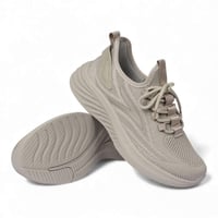 حذاء رياضي نسائي من باتونيا - بيج