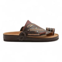 حذاء رجالي شرقي من باتونيا