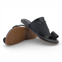 حذاء رجالي شرقي من باتونيا - اسود