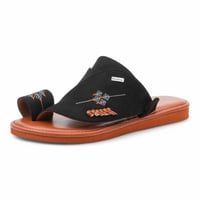 حذاء شرقي من باتونيا