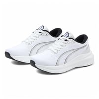 حذاء نسائي رياضي من باتونيا - أبيض