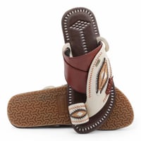 حذاء شرقي من باتونيا