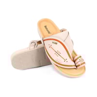 حذاء رجالي شرقي من باتونيا - بيج