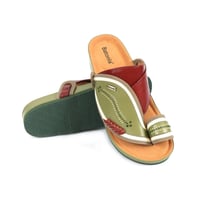 حذاء شرقي من باتونيا - زيتي