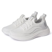 حذاء نسائي من باتونيا - أبيض