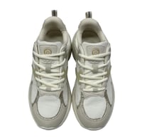 حذاء رياضي نسائي من باتونيا - بيج