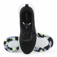 حذاء نسائي رياضي من باتونيا