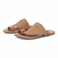 حذاء شرقي من باتونيا