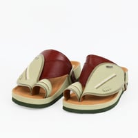 حذاء شرقي من باتونيا