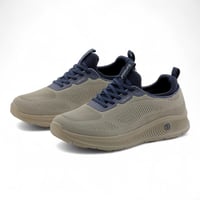 حذاء رياضي من باتونيا - بيج