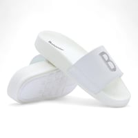 سليبر رجالي بطبعة على الوجهة - أبيض